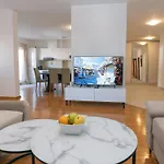 Toro Orca Appartement Mostar