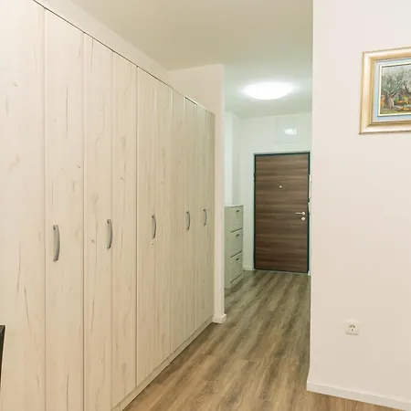 Toro Orca Apartment