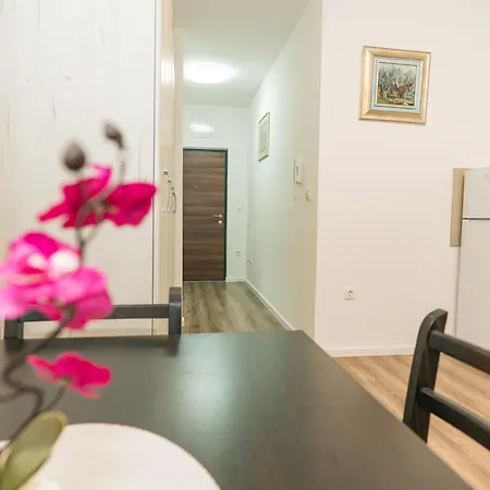 Toro Orca Apartment
