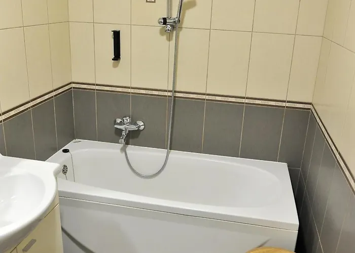 Toro Orca Apartman *