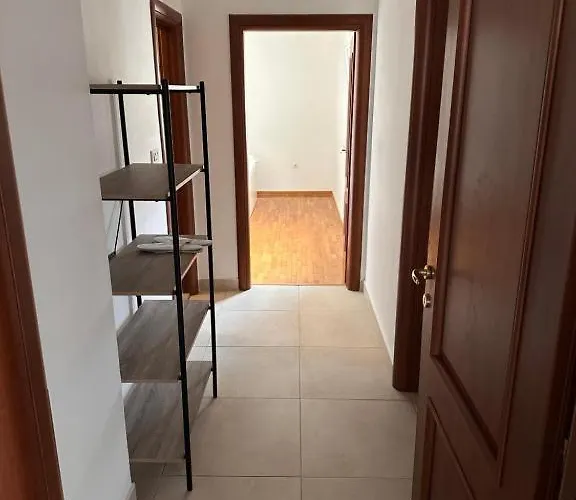 Toro Orca Apartman *